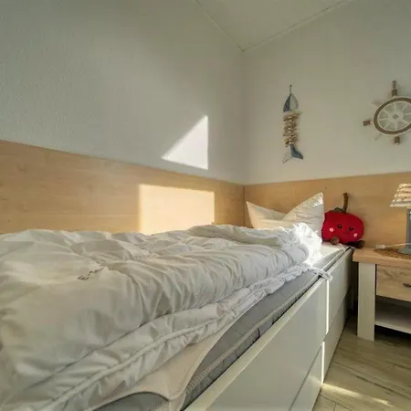 - Haus E, App 0e1003 * 하일리겐하펜